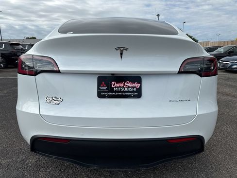 Used 2021 Tesla Model Y Long Range AWD/4WD image 5