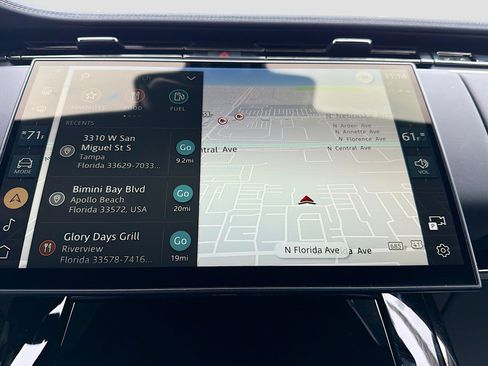 Used 2025 Land Rover Range Rover Sport Dynamic SE image 31