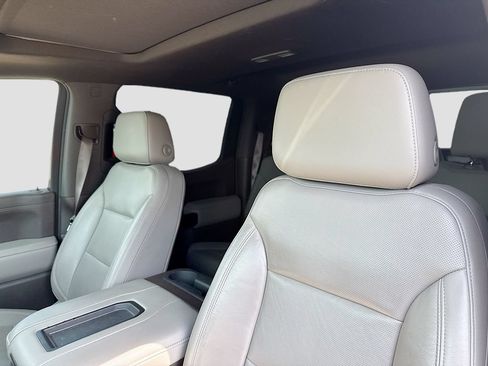 Used 2020 GMC Sierra 1500 SLT RWD image 13