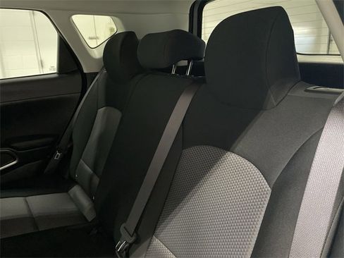 Used 2025 Kia Soul LX image 16