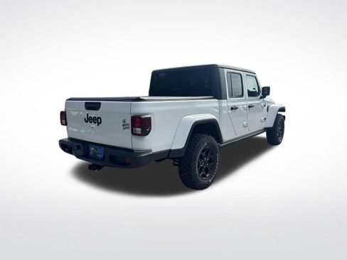 Used 2021 Jeep Gladiator Sport AWD/4WD image 5