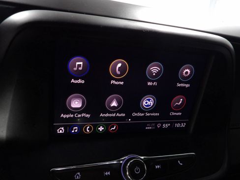 Used 2021 Chevrolet Camaro LT w/ RS Package image 18