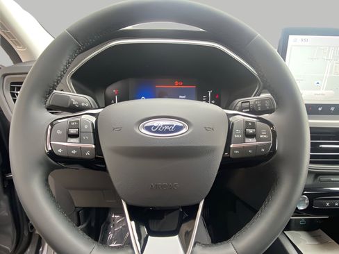 Certified 2023 Ford Escape Active w/ Tech Pack #1 AWD/4WD image 5