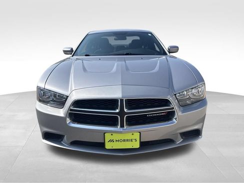 Used 2014 Dodge Charger SE w/ Sport Appearance Group RWD image 3