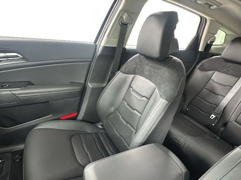 New 2026 Kia Sportage SX AWD/4WD image 13