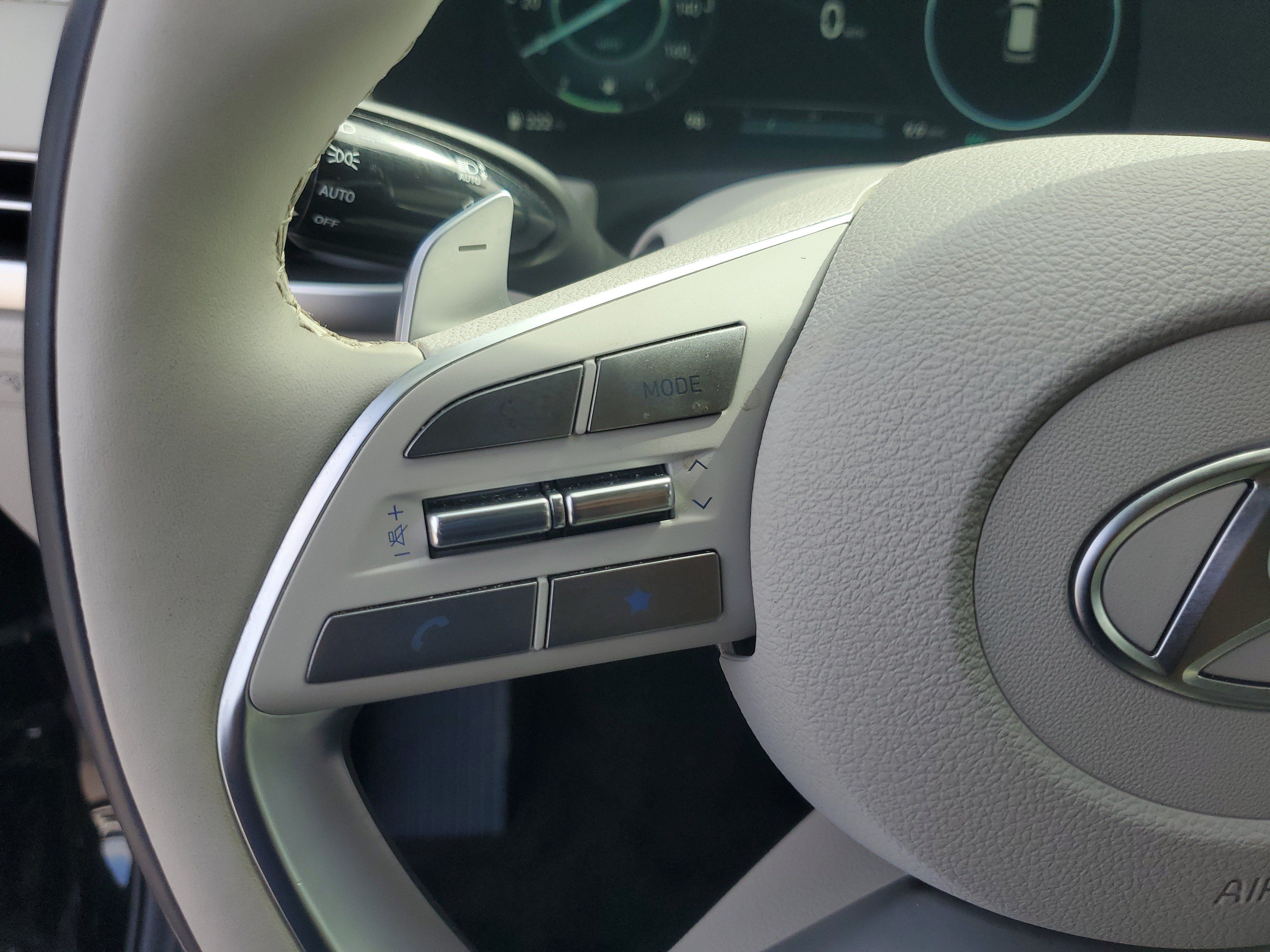 Used 2025 Hyundai Palisade Calligraphy FWD image 16