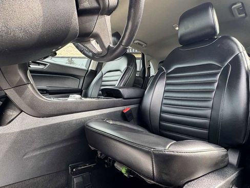 Used 2020 Ford Edge SEL AWD/4WD image 21