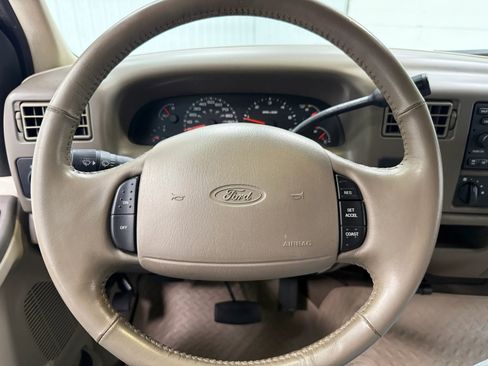 Used 2002 Ford F350 2WD SuperCab DRW Super Duty image 19