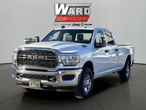 New 2024 RAM 2500 Tradesman w/ Chrome Appearance Group image 7