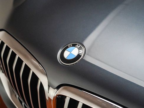 Used 2021 BMW X5 sDrive40i w/ Premium Package RWD image 12