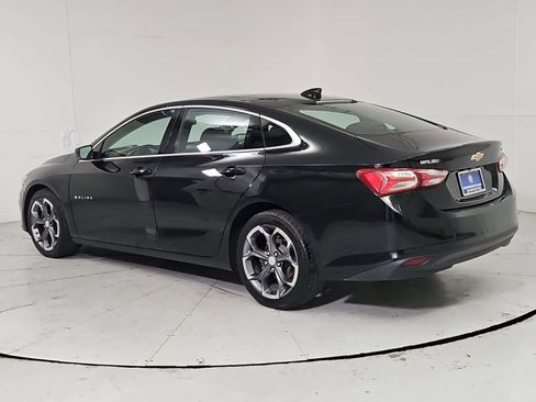 Used 2021 Chevrolet Malibu LT FWD image 4