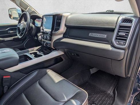 Used 2022 RAM 1500 Laramie AWD/4WD image 20