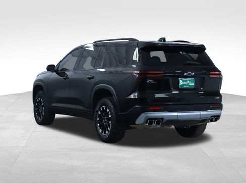 Used 2024 Chevrolet Traverse Z71 AWD/4WD image 7
