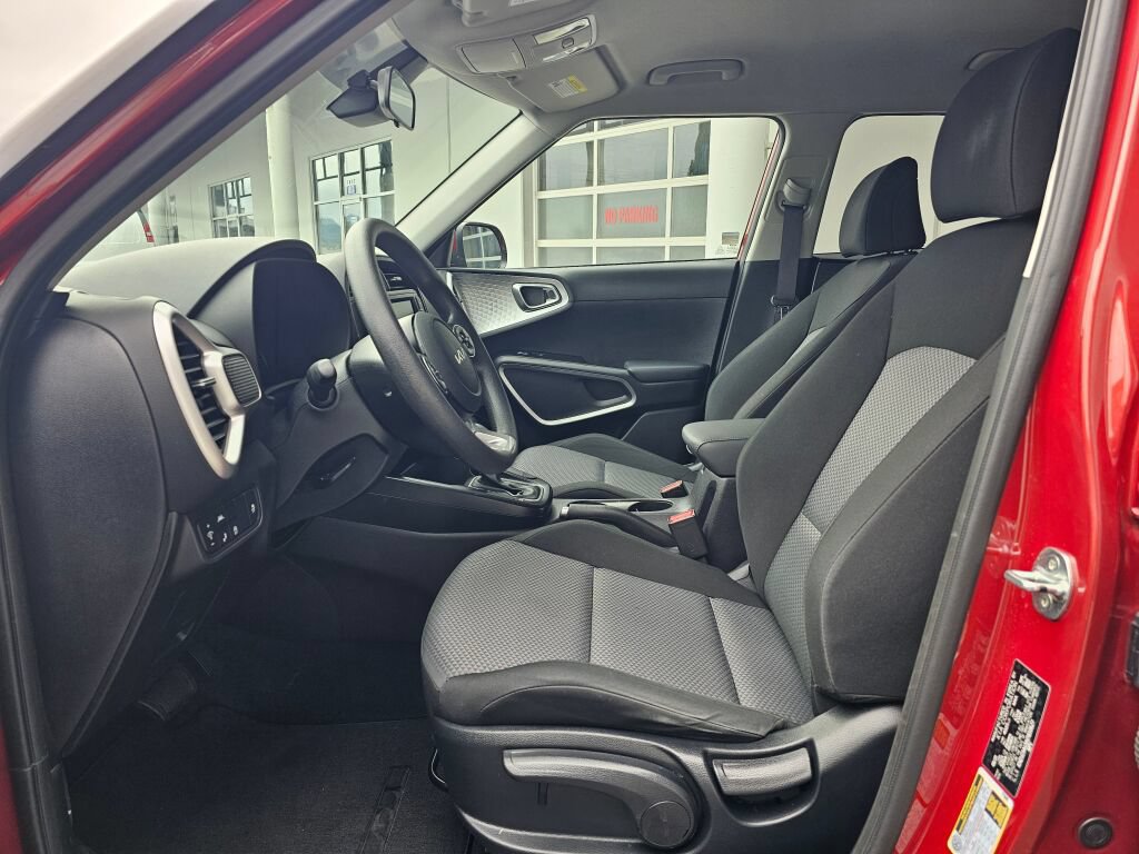 Used 2022 Kia Soul LX w/ Technology Package FWD image 20