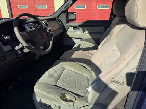 Used 2010 Ford F150 XLT image 23
