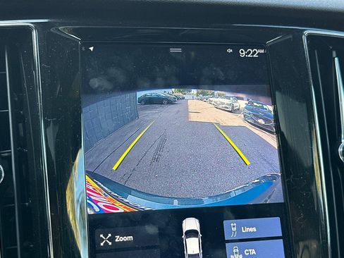 Used 2019 Volvo S60 T5 R-Design image 18