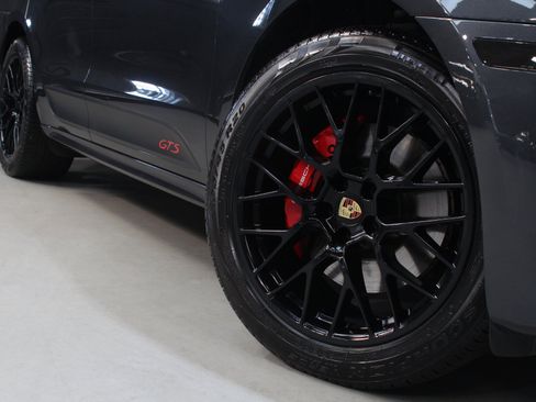 Used 2017 Porsche Macan GTS AWD/4WD image 20