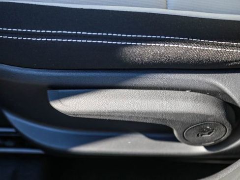 New 2026 Hyundai Venue SEL image 22