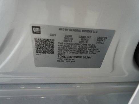 Used 2023 Cadillac CT4 Luxury w/ Sun And Sound Package image 33