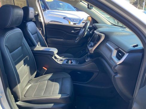 Used 2020 GMC Acadia Denali image 17