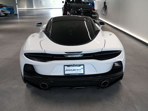 Used 2023 McLaren GT RWD image 15
