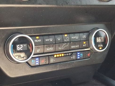 Used 2019 Ford Expedition Limited w/ Special Edition Package image 18