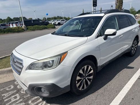 Used 2016 Subaru Outback 2.5i Limited AWD/4WD image 8