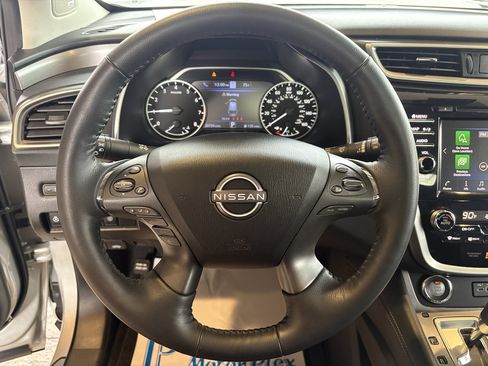 Used 2023 Nissan Murano SL w/ SL Moonroof Package image 11