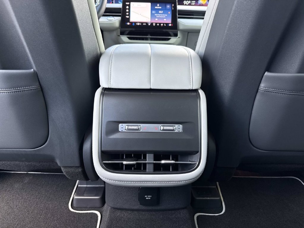 New 2026 Lincoln Nautilus Premier w/ Equipment Group 102A AWD/4WD image 16