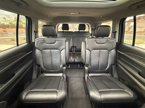 Used 2021 Jeep Grand Cherokee L Limited image 20