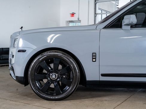 Used 2019 Rolls-Royce Cullinan image 10