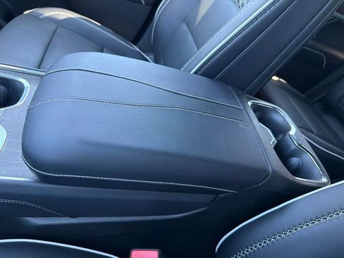 Used 2026 GMC Acadia Denali w/ LPO, Floor Liner Package AWD/4WD image 24
