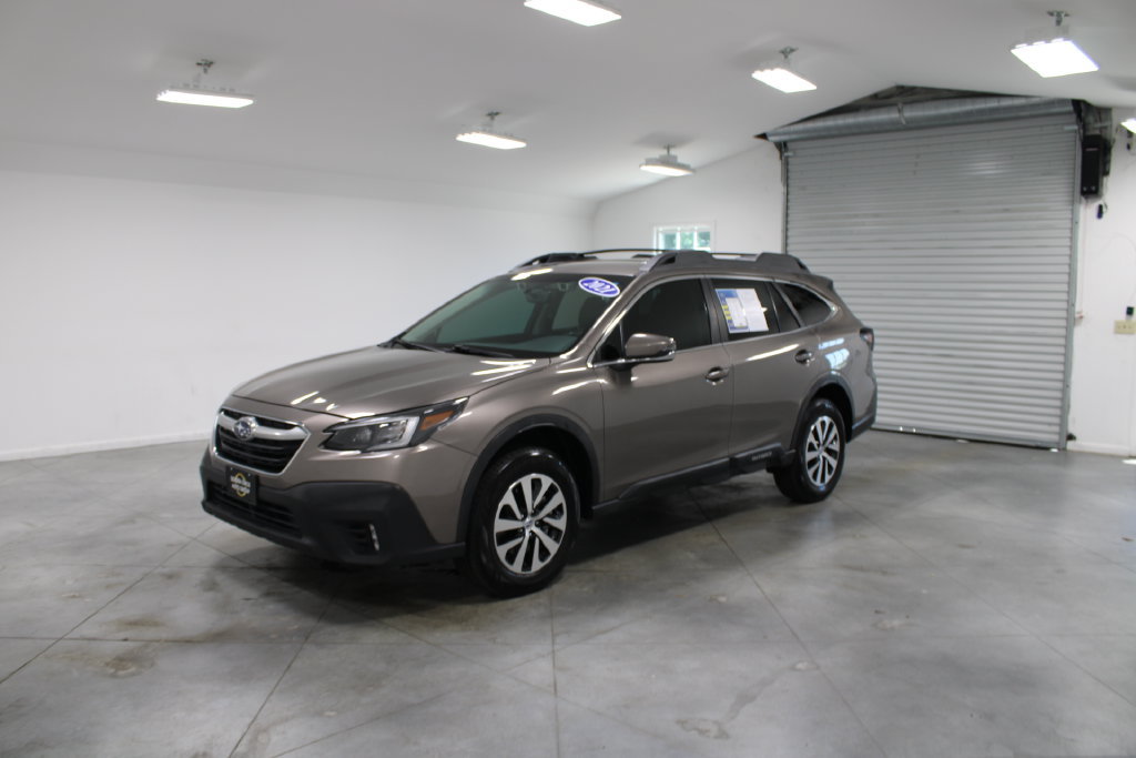 Used 2021 Subaru Outback Premium AWD/4WD image 4
