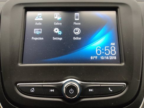 Used 2018 Chevrolet Equinox LT FWD image 25