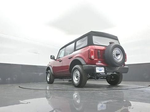 New 2026 Ford Bronco 4-Door AWD/4WD image 31