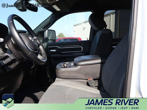 Used 2024 RAM 2500 Big Horn image 22