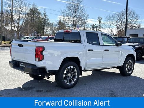 New 2025 Chevrolet Colorado W/T image 8