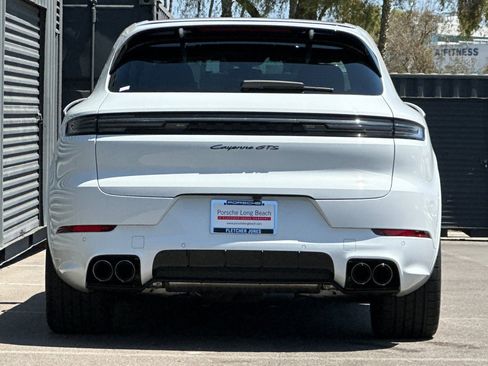 Certified 2025 Porsche Cayenne GTS AWD/4WD image 7