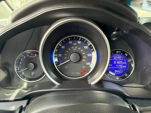 Used 2017 Honda Fit LX image 23