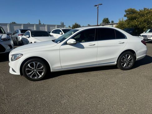 Used 2015 Mercedes-Benz C 300 4MATIC Sedan image 2