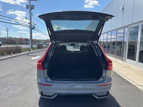 Certified 2025 Volvo XC60 B5 Plus AWD/4WD image 11