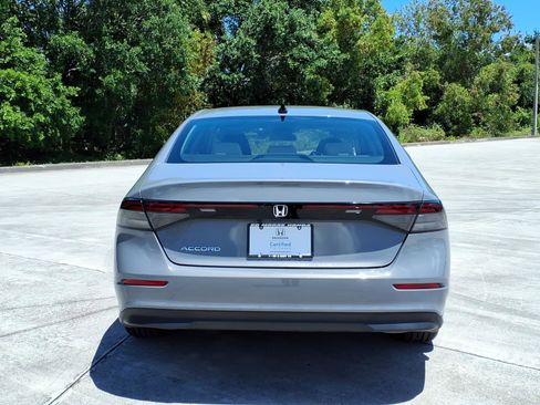 Certified 2025 Honda Accord SE image 14