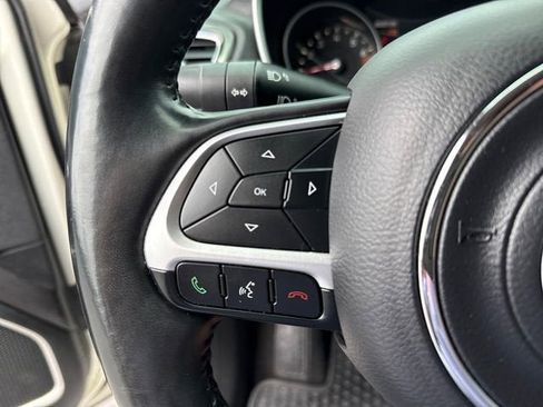 Used 2018 Jeep Compass Latitude w/ Popular Equipment Group AWD/4WD image 26