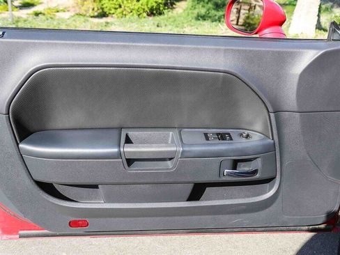 Used 2012 Dodge Challenger R/T Plus image 27