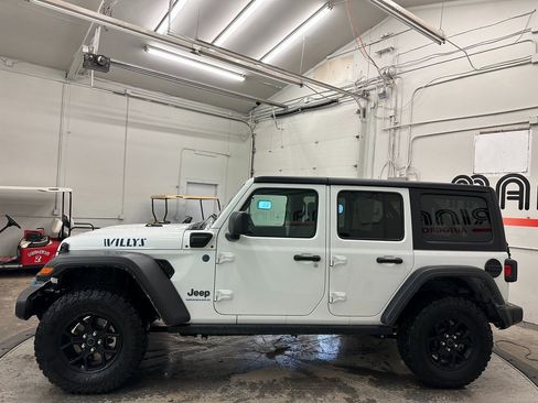 Used 2024 Jeep Wrangler Willys 4xe image 12