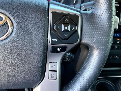 Used 2023 Toyota 4Runner Limited AWD/4WD image 22