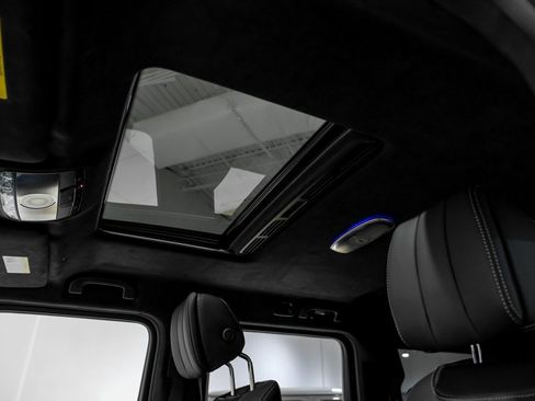 Used 2025 Mercedes-Benz G 63 AMG 4MATIC image 7