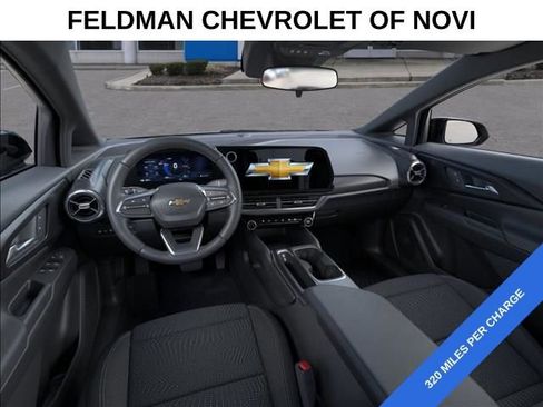 New 2026 Chevrolet Equinox EV LT image 15