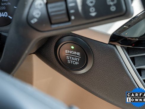 Used 2020 Ford Escape SEL FWD image 25