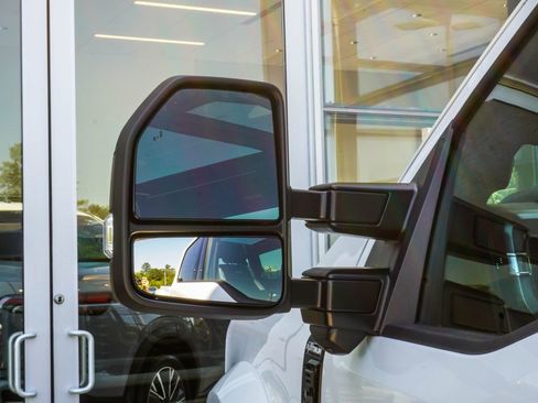 Used 2025 Ford F450 Platinum AWD/4WD image 14
